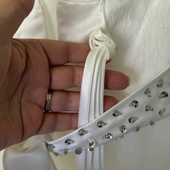 Little girls Elegant White Formal Dress Flower Girl First Communion New Size 4-5 - Picture 4 of 8